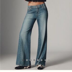 Anthropology- Pilcro Mid-Raise Flare Jeans size 27